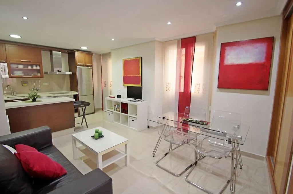 Suncity Flat Mitjana Malaga Spain