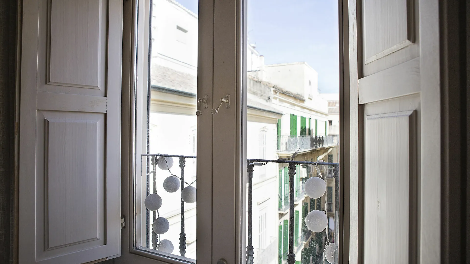 Suncity Flat Mitjana Malaga Apartment