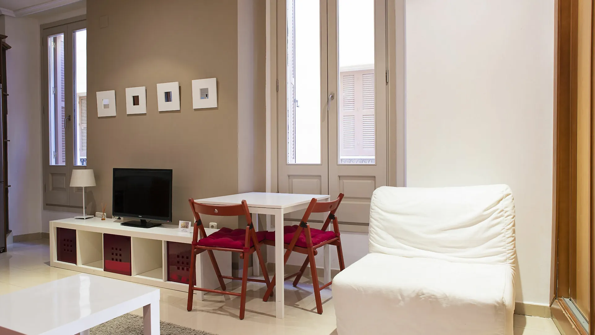 Apartment Suncity Flat Mitjana Malaga Spain