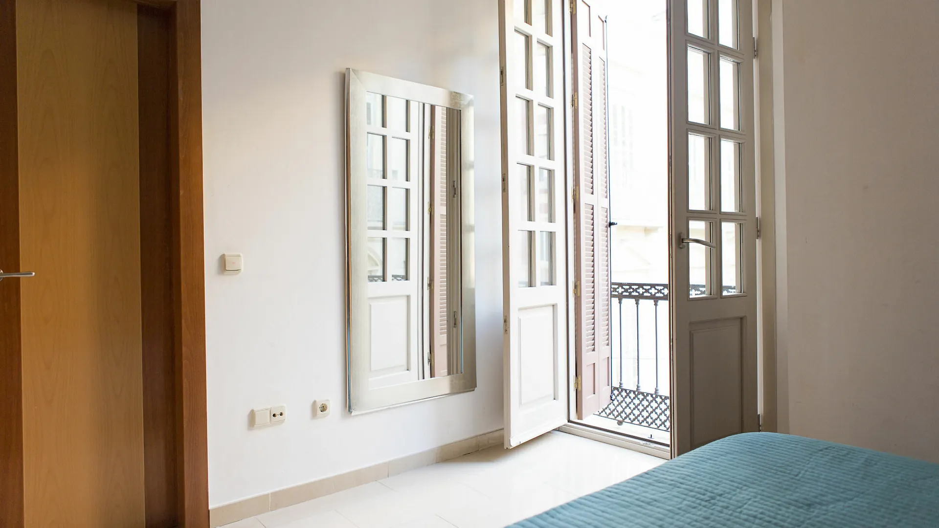 Apartment Suncity Flat Mitjana Malaga