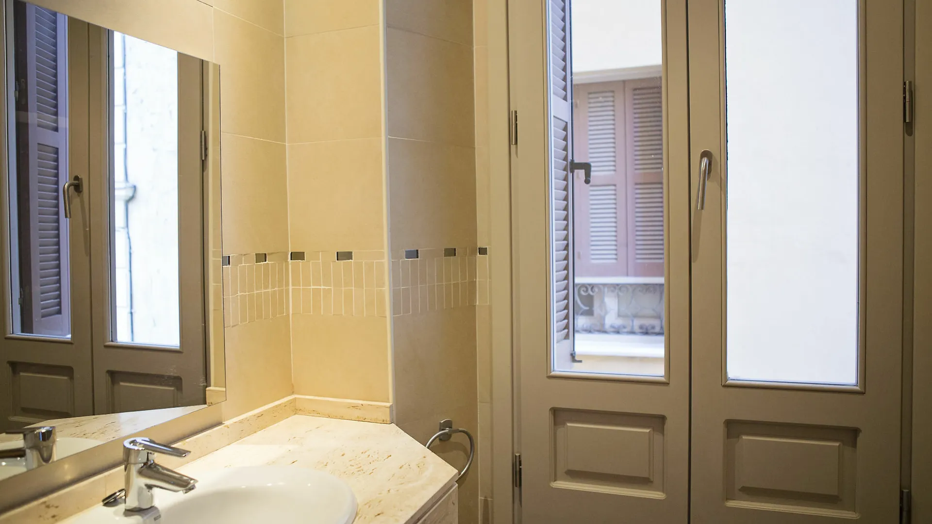 Suncity Flat Mitjana Malaga Apartment